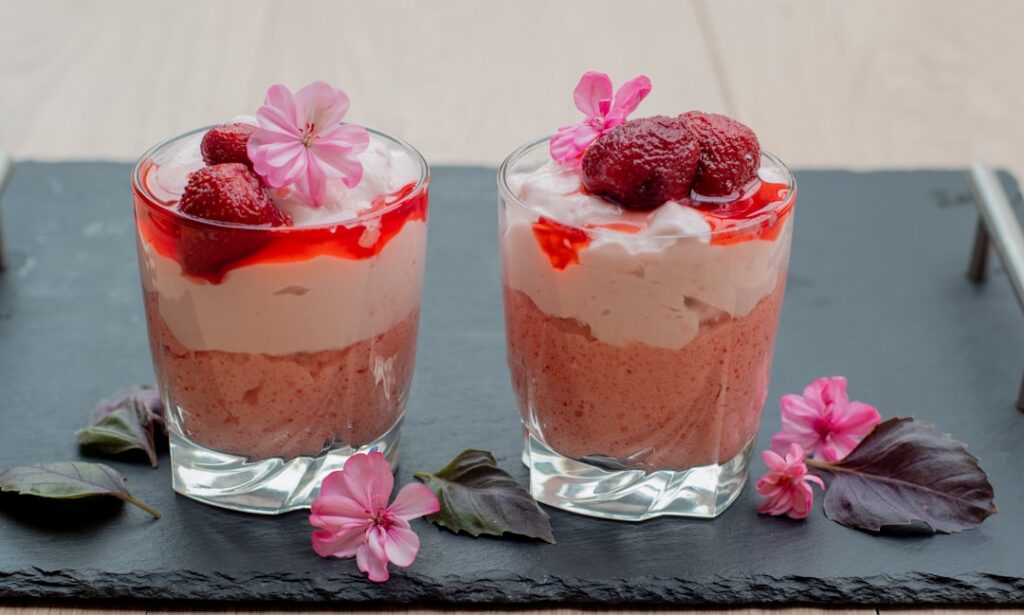 panna cotta z malinami